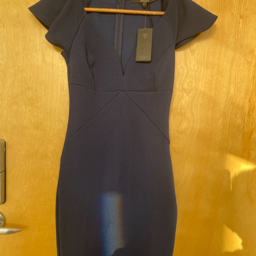 Dress - Picture 3 of 5